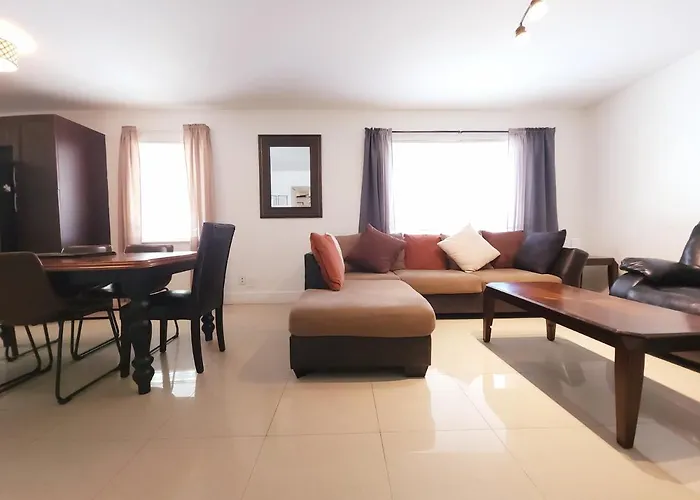 A4 - Endless Summer Rentals - Downtown Apartment Near Park, Ports, And Beach