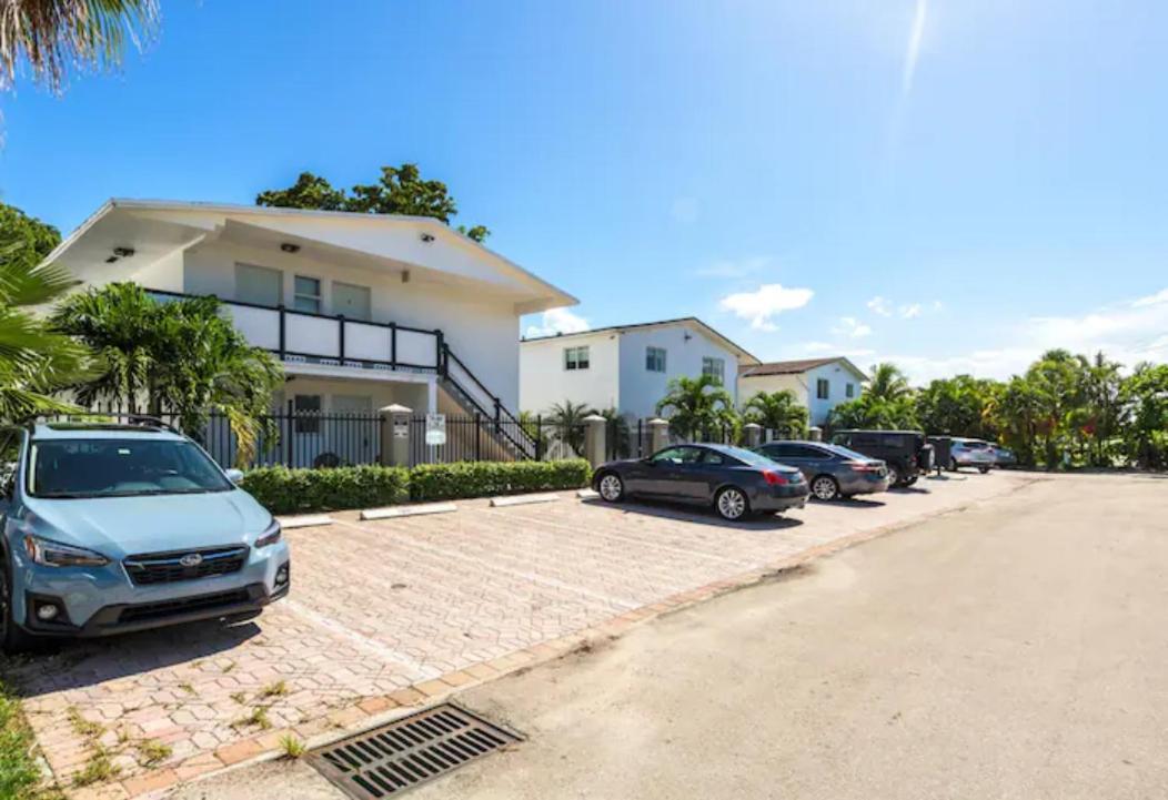 A4 - Endless Summer - Downtown Near Park, Ports, And Beach