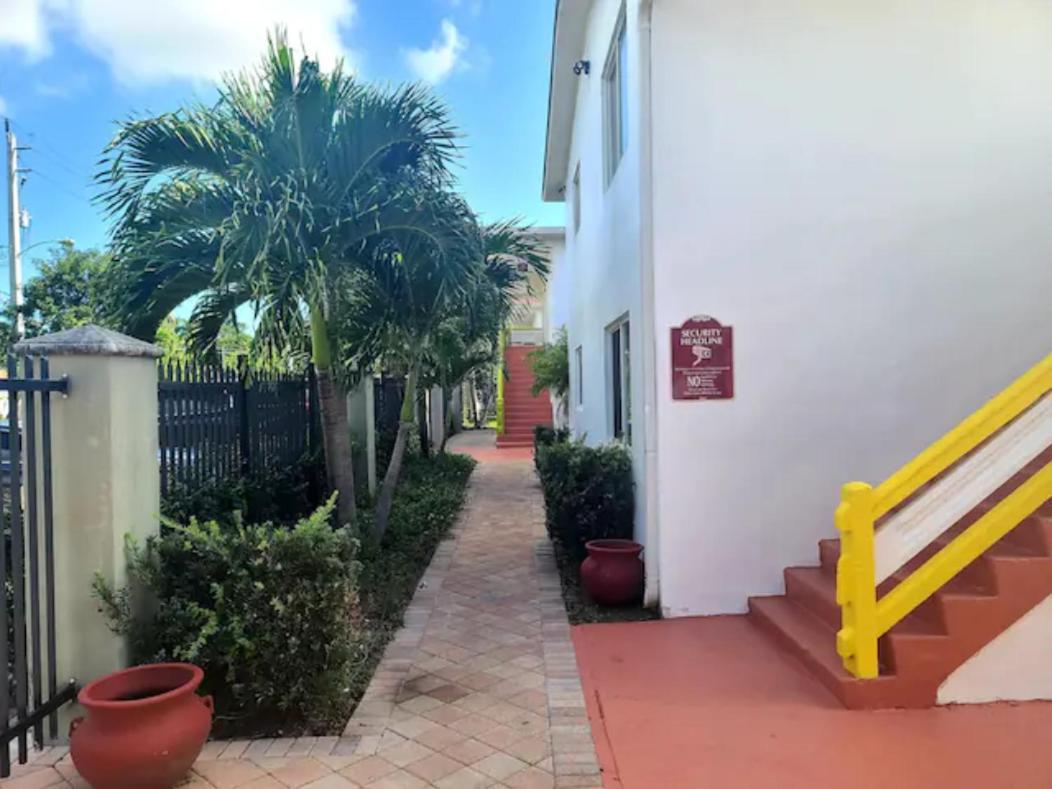 A4 - Endless Summer - Downtown Near Park, Ports, And Beach Apartment