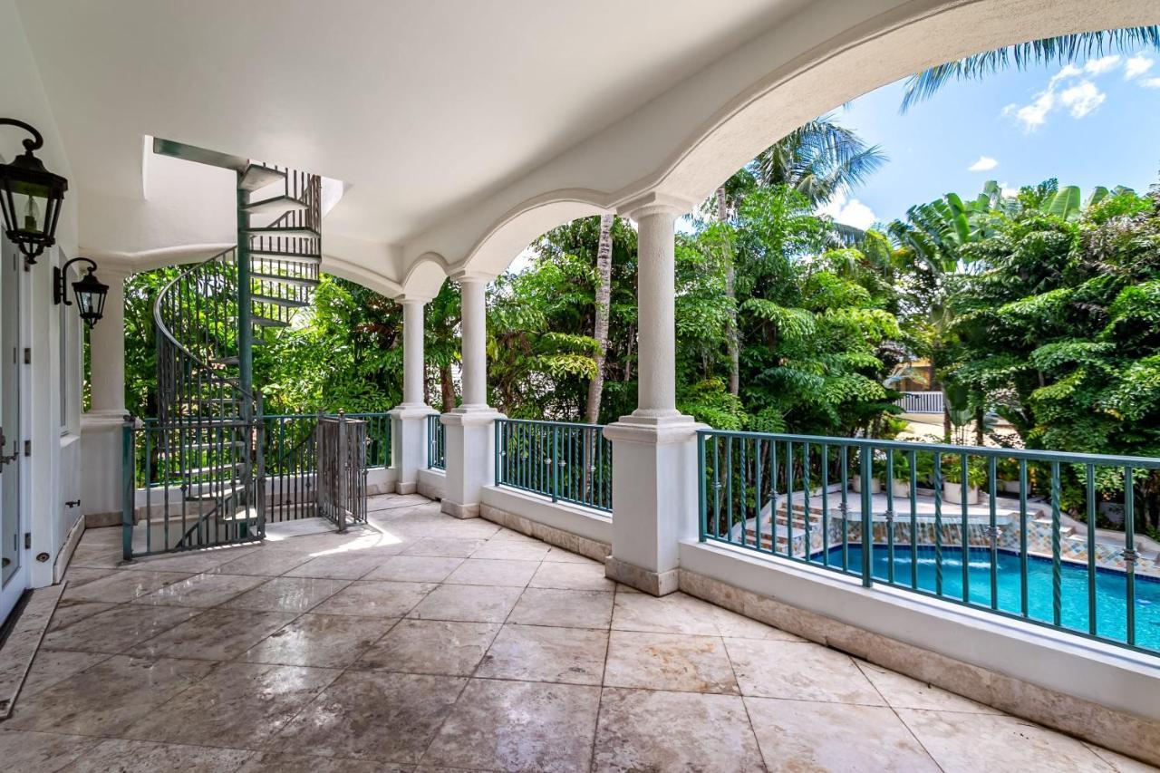 Incredible 9 Bedroom 11 Bath Idlewyld Mansion *