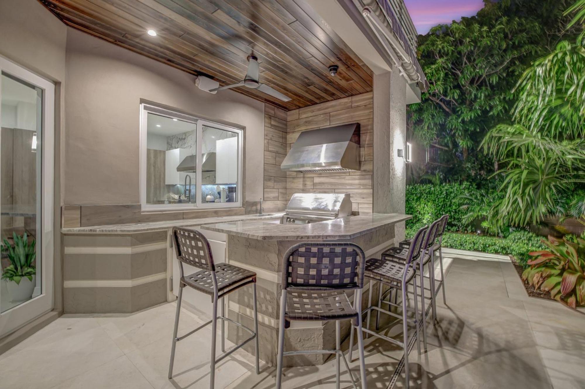 Elegant Waterfront Estate 6br- 6.5ba * Fort Lauderdale