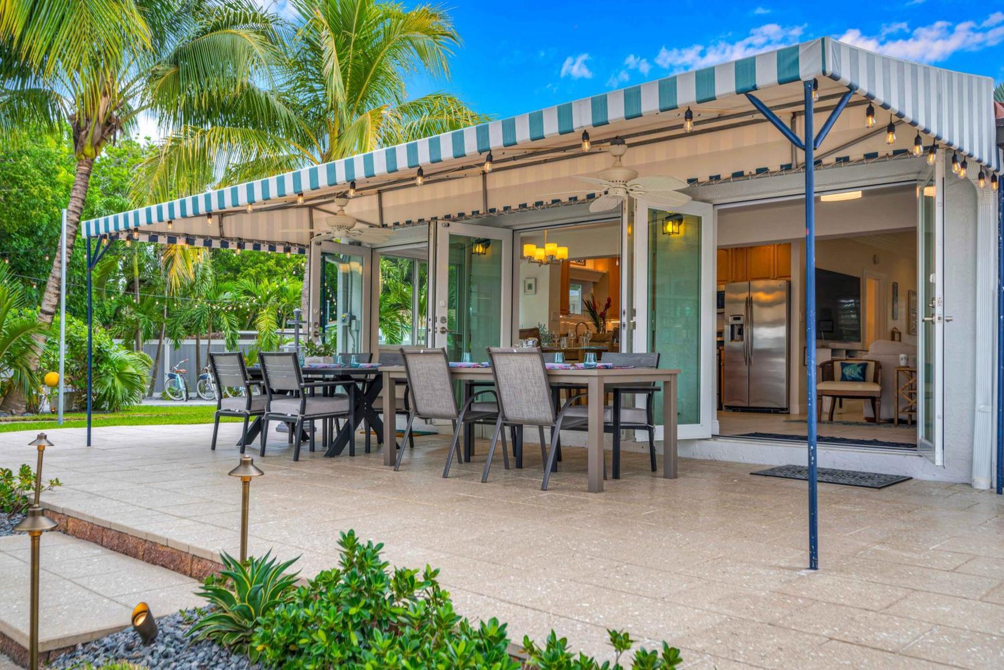 Centrally Located Heated Pool Riverside View Access Citrus Key H0mes *
