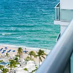 High Floor Luxury 2Br 2Ba, Sleeps 6, Resort Access - Horizon By Homestakes