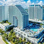 2 Bedroom Luxury Beach Apartment With Resort Amenities