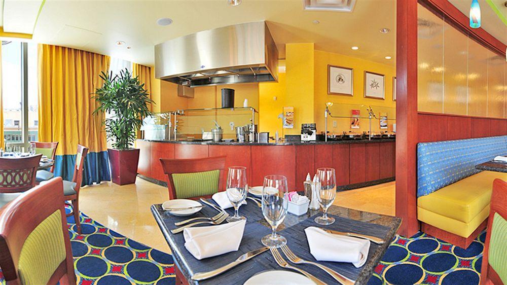 Courtyard By Marriott Lauderdale