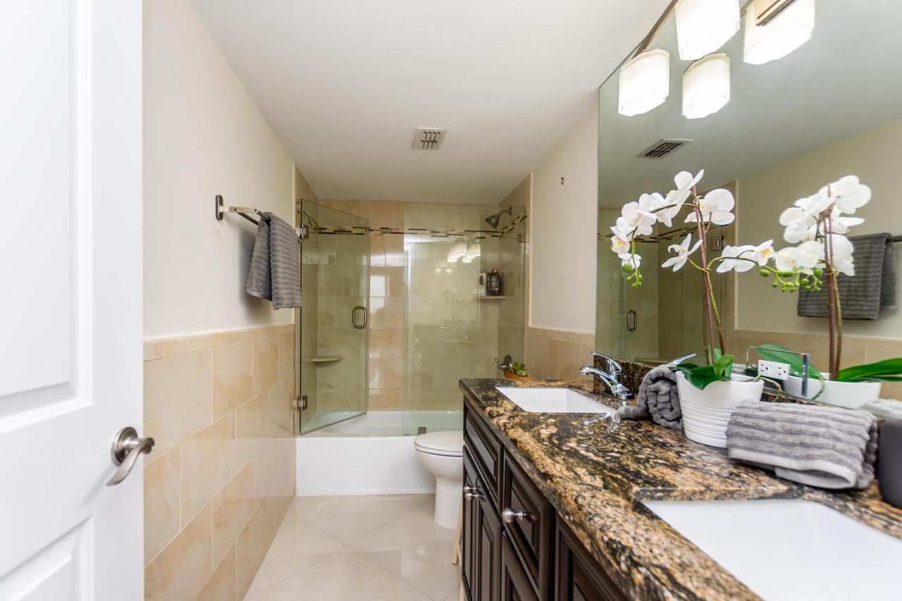 Ocean 3br On The 811 *