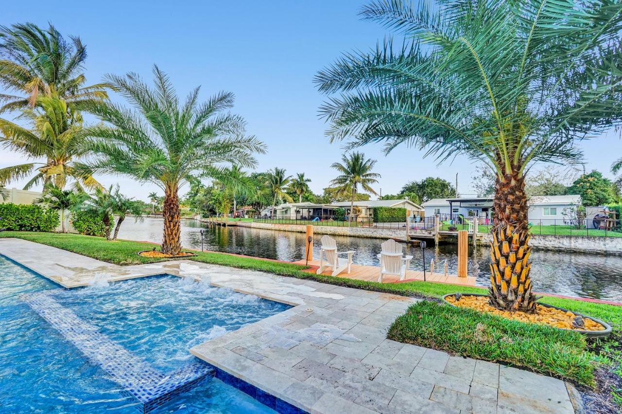 New! Waterfront Heated Pool & Jacuzzi 2 Mi To - Fishing Pier Relaxing & Hammock *