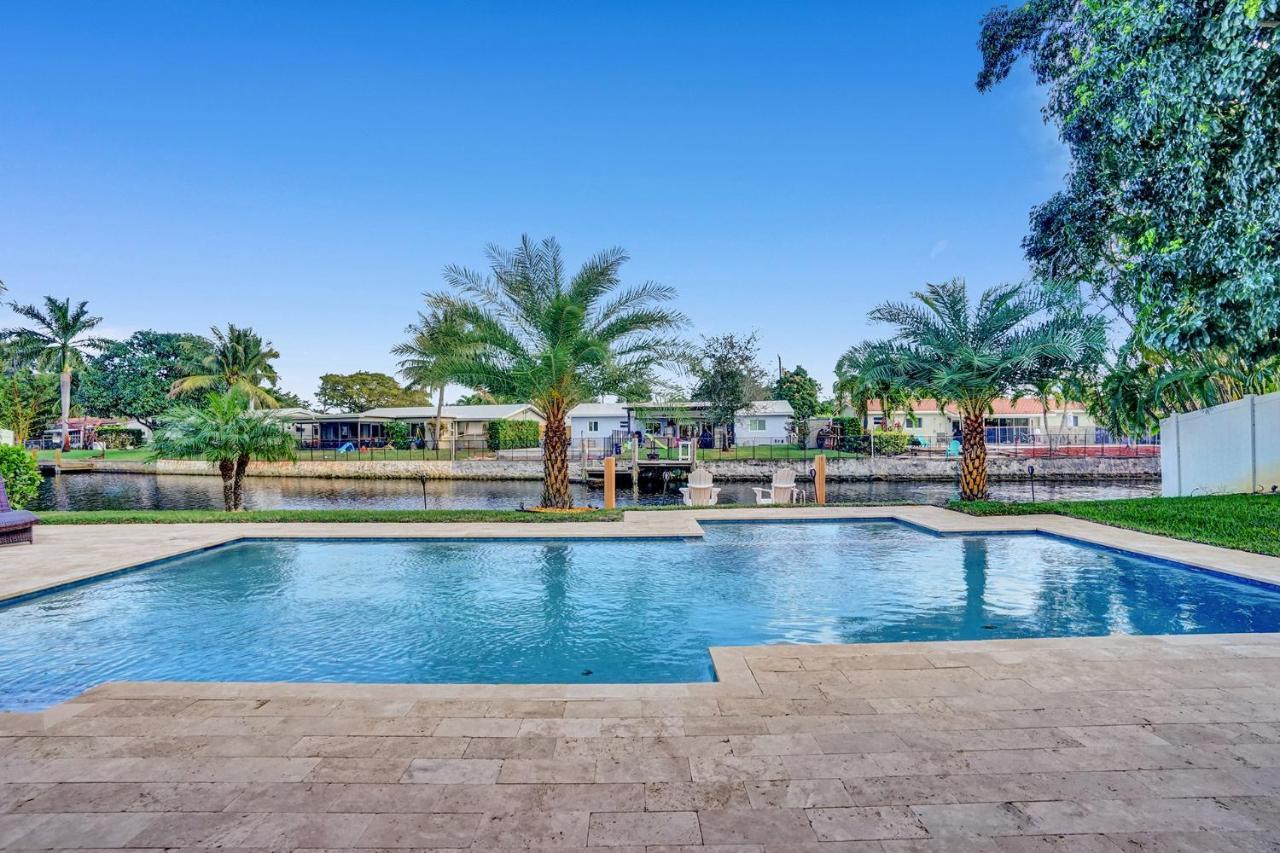 Holiday home New! Waterfront Heated Pool & Jacuzzi 2 Mi To - Fishing Pier Relaxing & Hammock