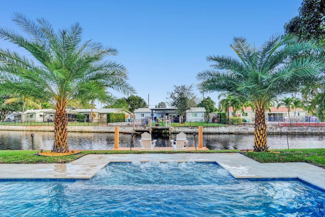 New! Waterfront Heated Pool & Jacuzzi 2 Mi To - Fishing Pier Relaxing & Hammock