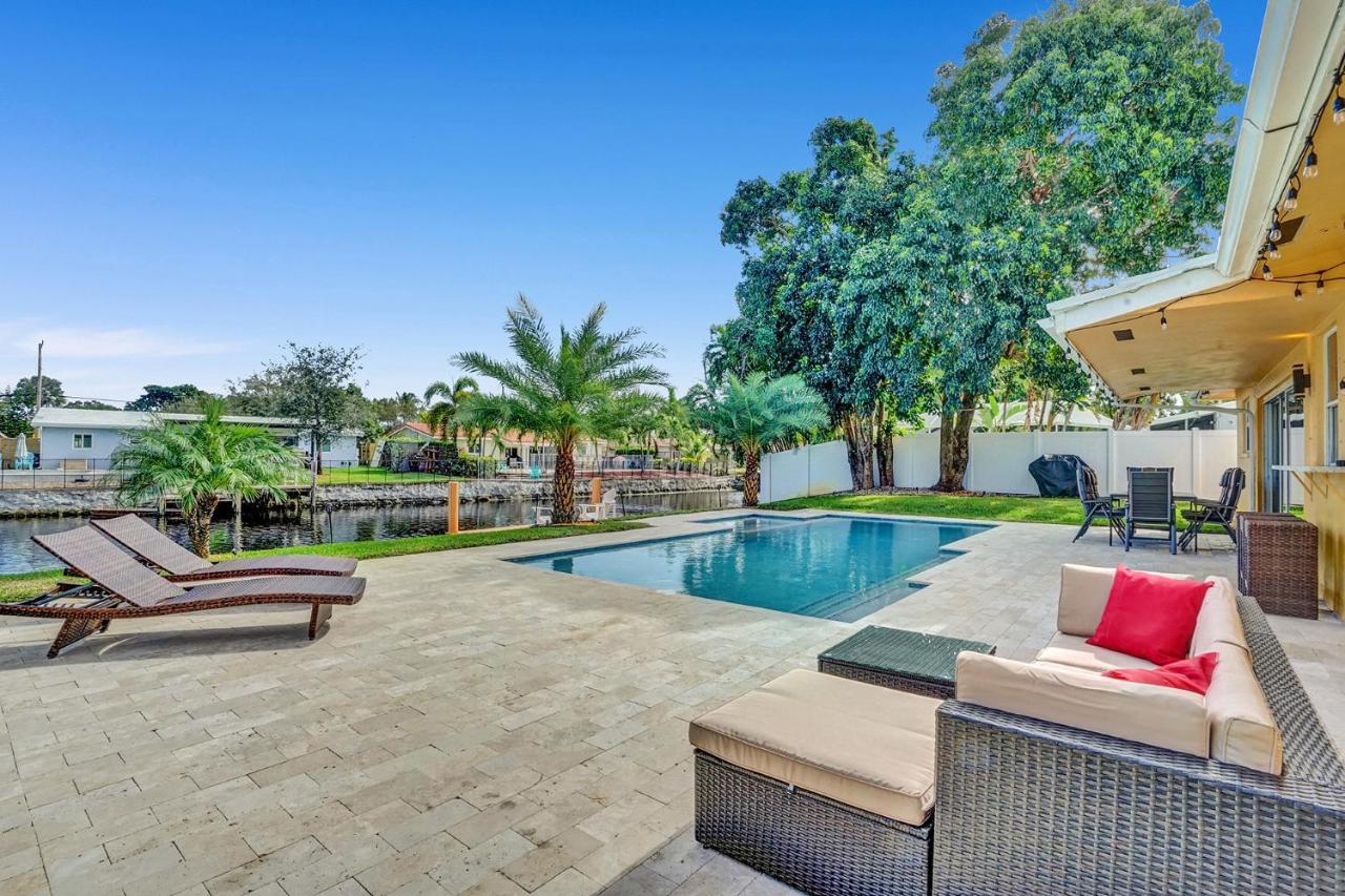 New! Waterfront Heated Pool & Jacuzzi 2 Mi To - Fishing Pier Relaxing & Hammock Fort Lauderdale