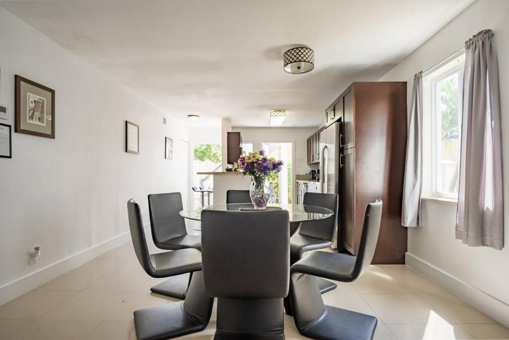 A2 - Endless Summer Vacation - 3 Bedroom Close To Casino * Fort Lauderdale