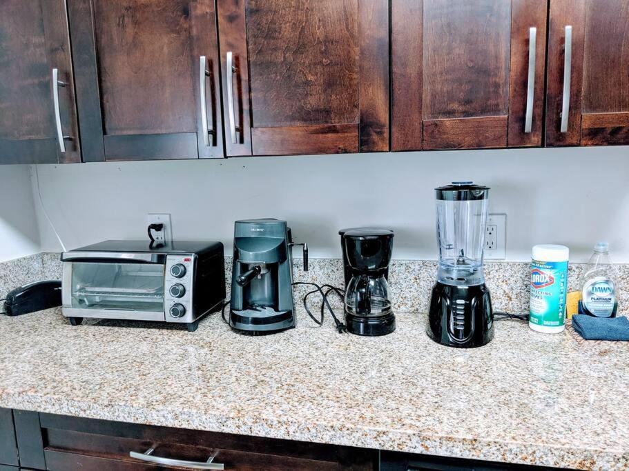 A2 - Endless Summer Vacation - 3 Bedroom Close To Casino Apartment Fort Lauderdale