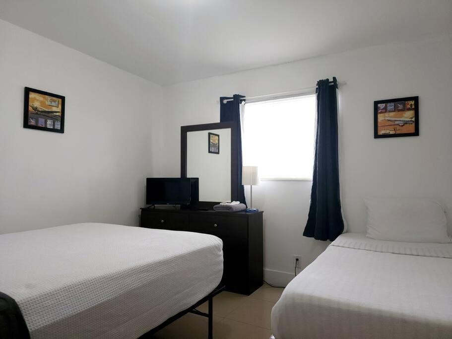 A2 - Endless Summer Vacation - 3 Bedroom Close To Casino *