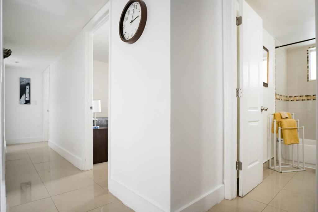 A2 - Endless Summer Vacation - 3 Bedroom Close To Casino Apartment Fort Lauderdale