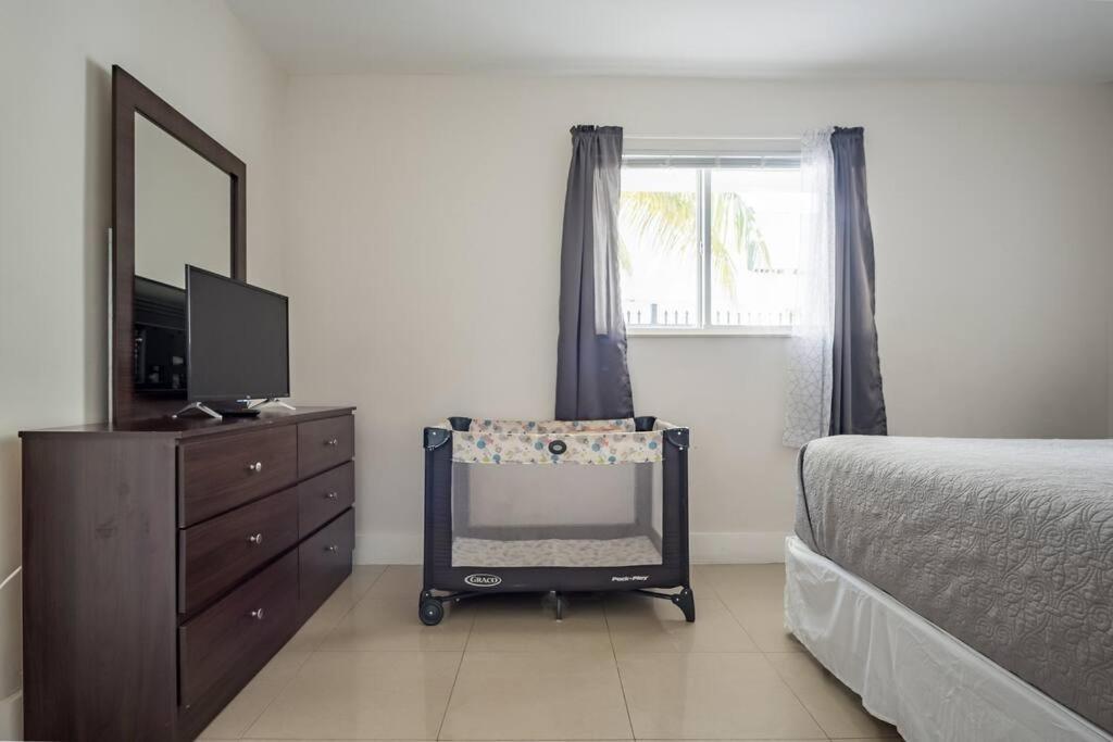 Apartment A2 - Endless Summer Vacation - 3 Bedroom Close To Casino