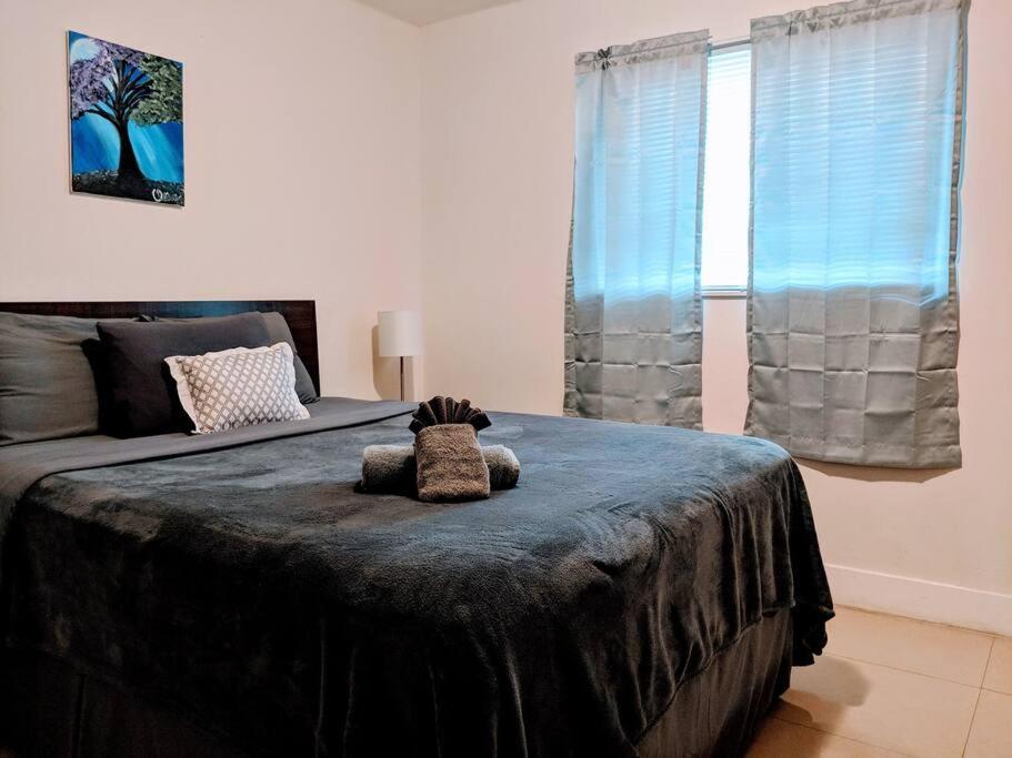 A2 - Endless Summer Vacation - 3 Bedroom Close To Casino * Fort Lauderdale