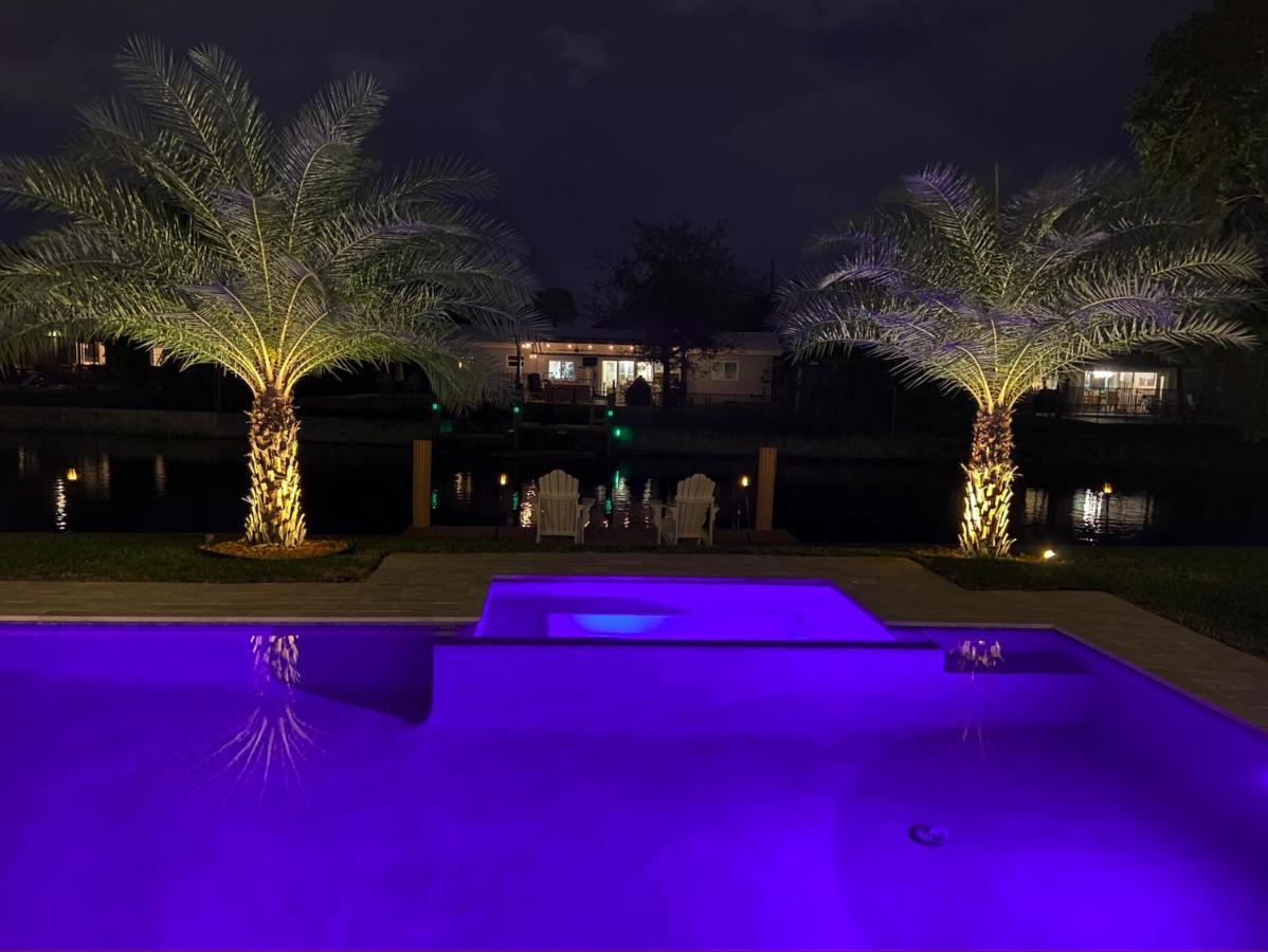 New! Waterfront Heated Pool & Jacuzzi 2 Mi To - Fishing Pier Relaxing & Hammock Holiday home