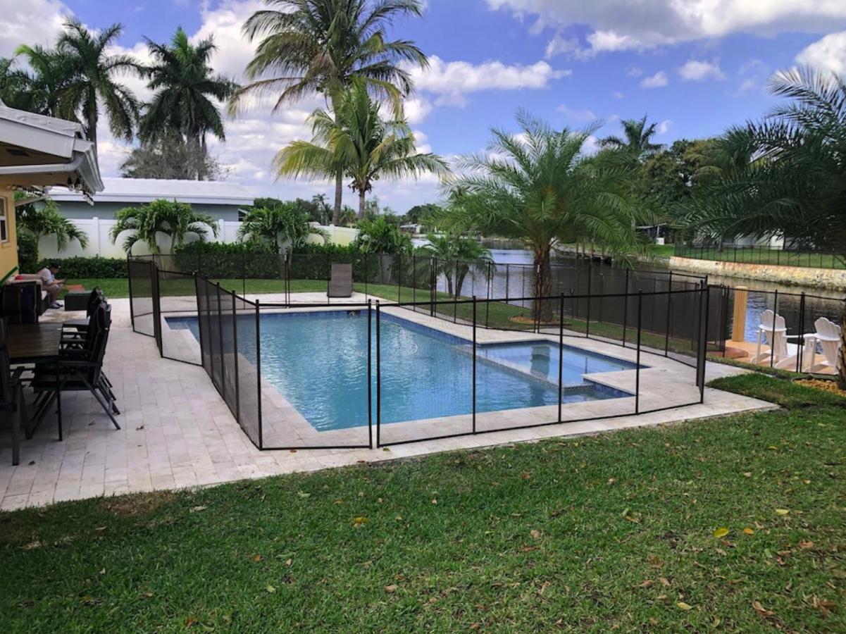 Holiday home New! Waterfront Heated Pool & Jacuzzi 2 Mi To - Fishing Pier Relaxing & Hammock *