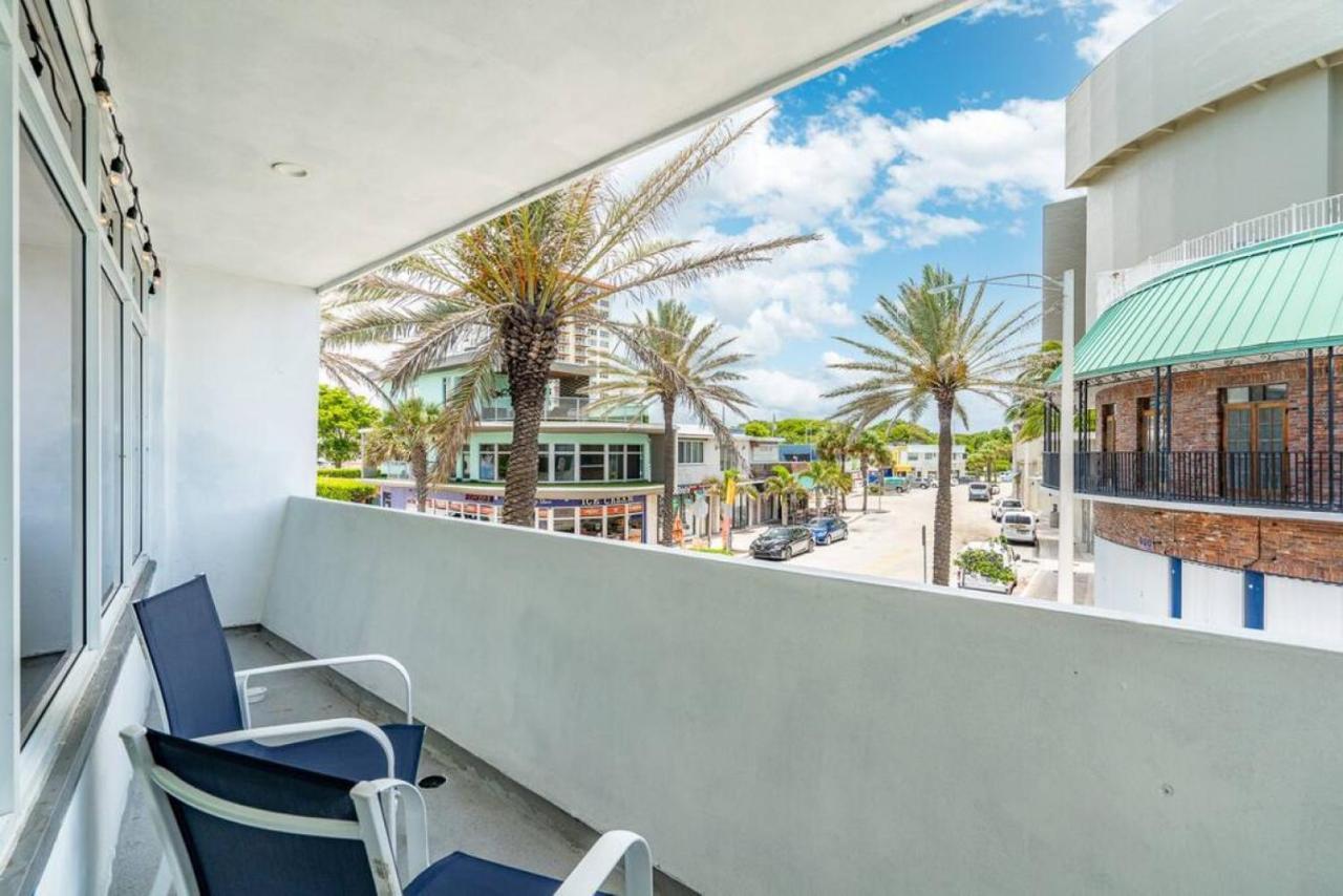 The Purple Pelican Beachfront With Ocean Balcony Unit 3 Holiday home *