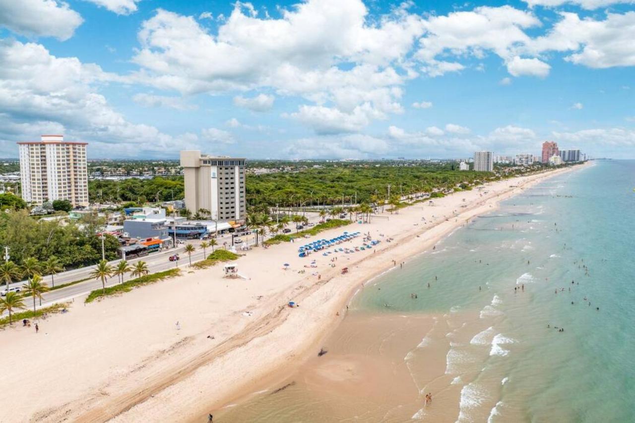 The Purple Pelican Beachfront With Ocean Balcony Unit 3 * Fort Lauderdale