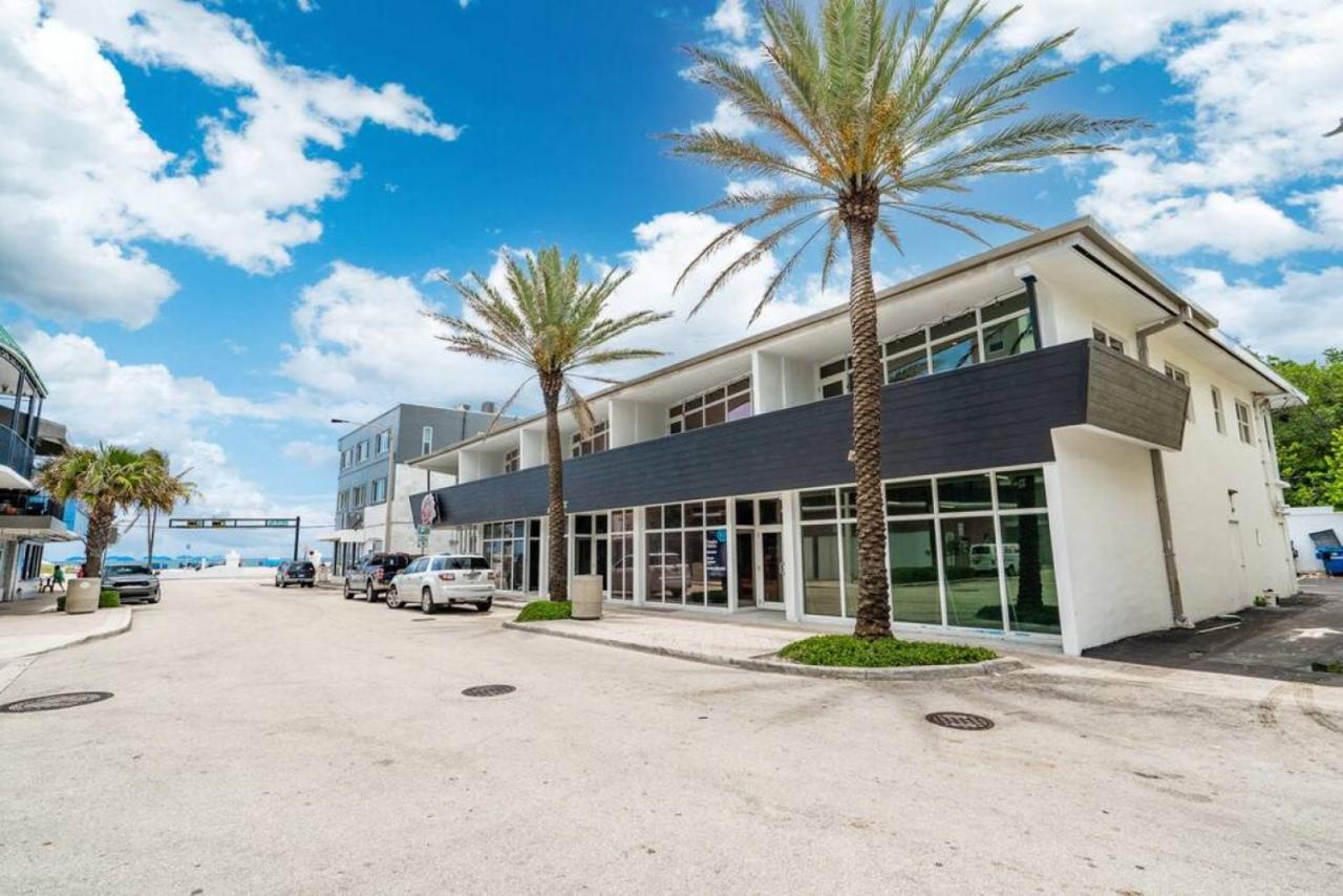 The Purple Pelican Beachfront With Ocean Balcony Unit 3 Fort Lauderdale
