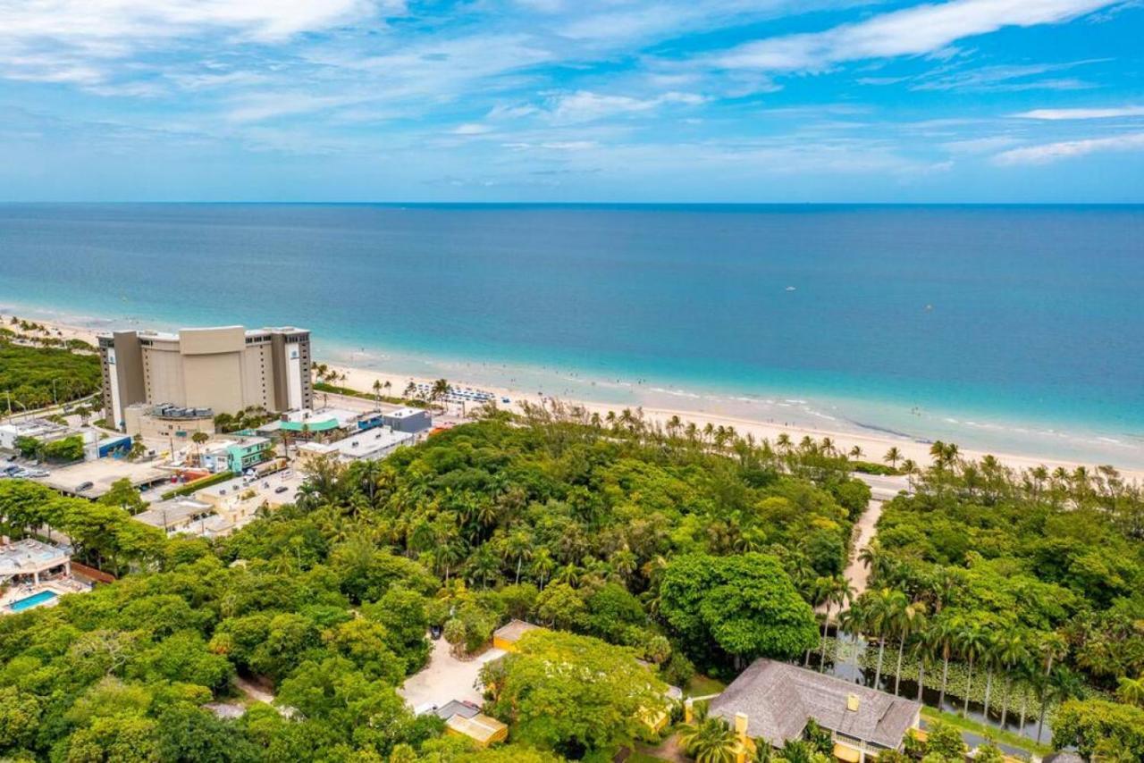 The Purple Pelican Beachfront With Ocean Balcony Unit 3 Fort Lauderdale
