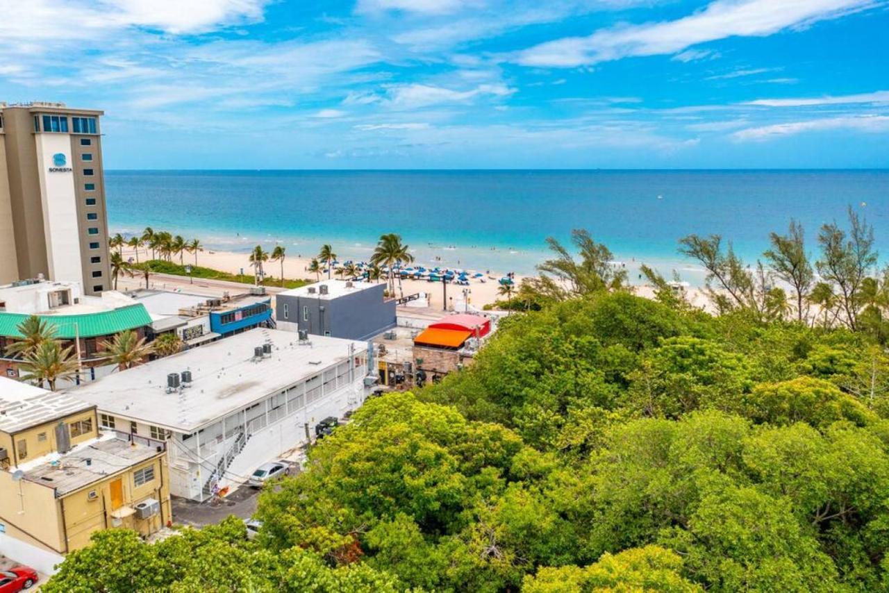 The Purple Pelican Beachfront With Ocean Balcony Unit 3 Holiday home