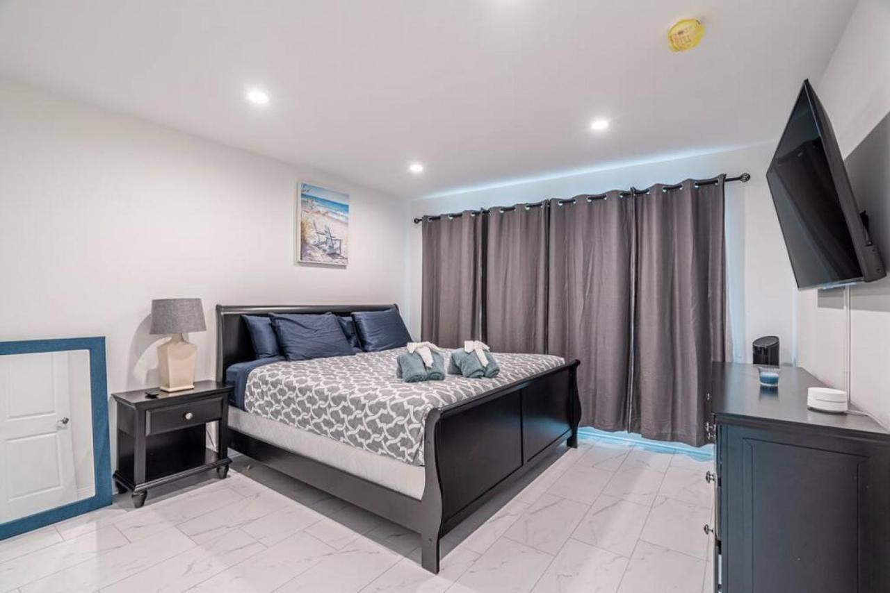 Holiday home The Purple Pelican Beachfront With Ocean Balcony Unit 3 Fort Lauderdale