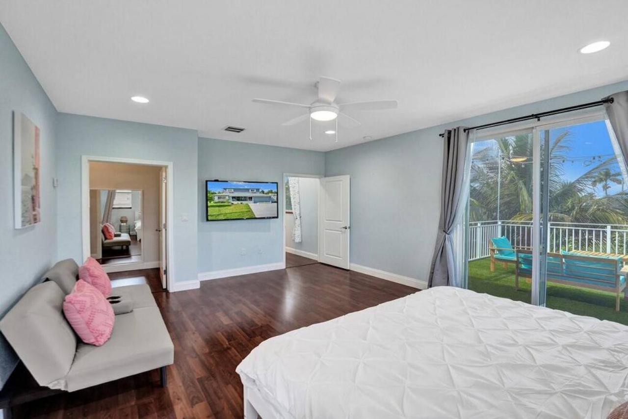 Hot Tub! Roof Top! Firepit! Boat Dock! Casa de férias Fort Lauderdale