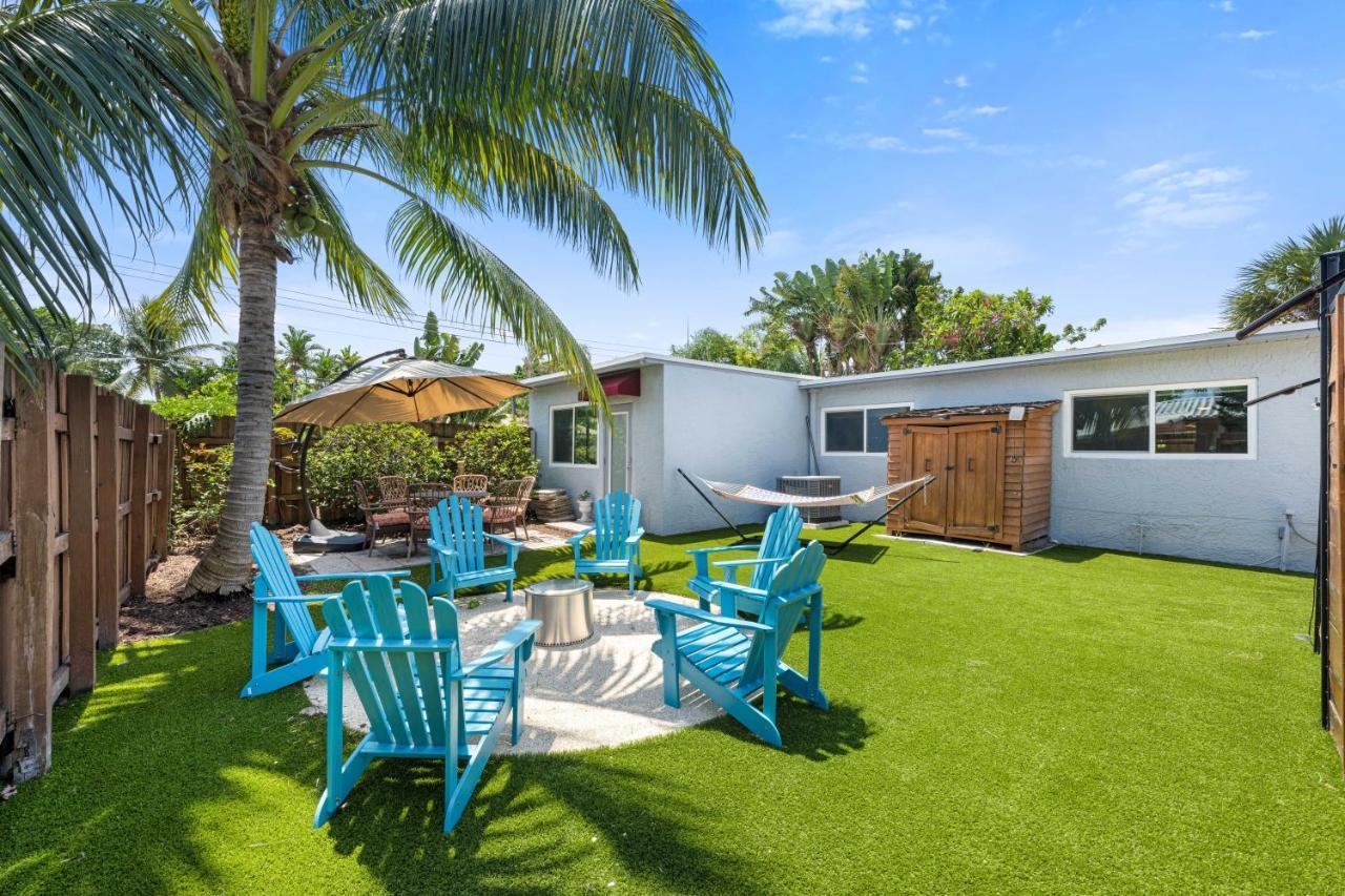Palms Retreat! Giant Heated Pool-hottub-firepit-5min2beach-pets-ev Chgr Villa *