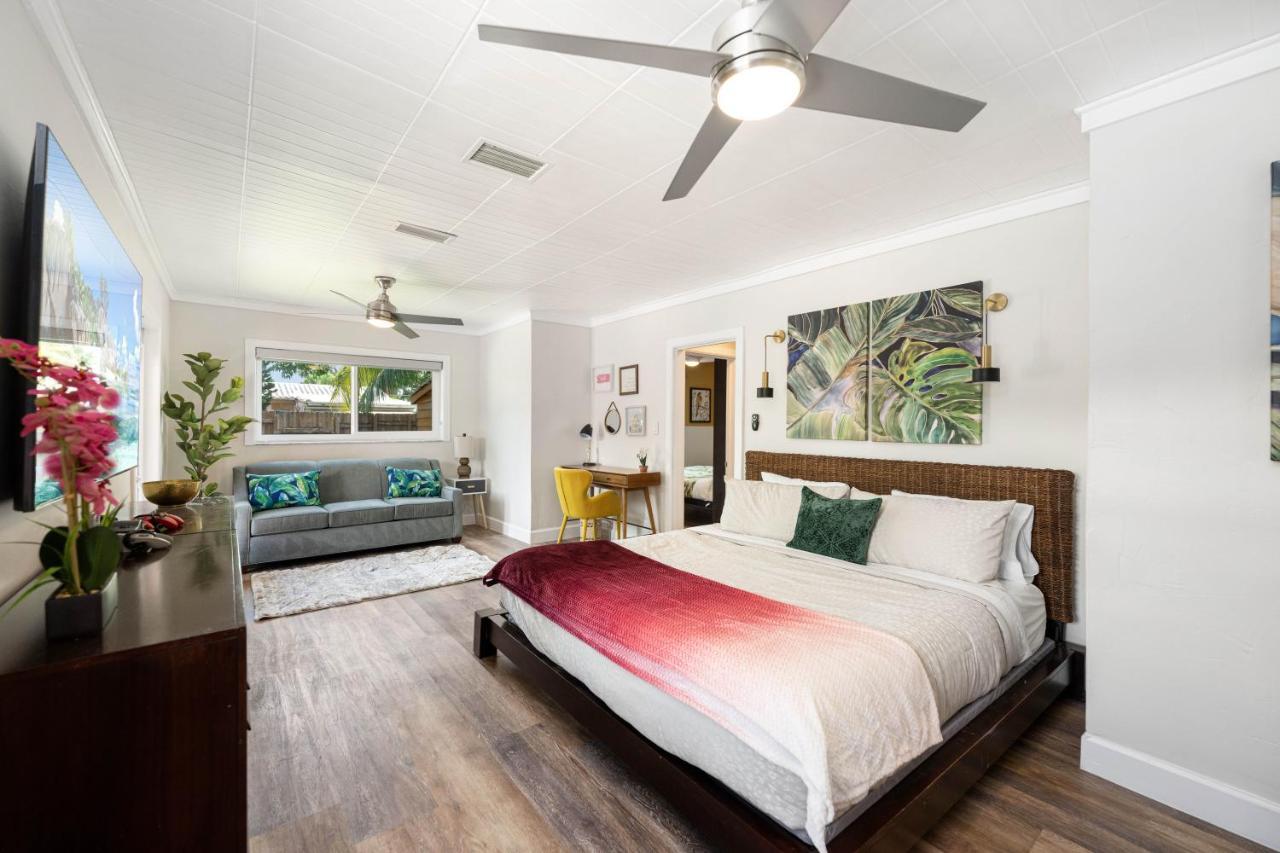 Villa Palms Retreat! Giant Heated Pool-hottub-firepit-5min2beach-pets-ev Chgr Fort Lauderdale