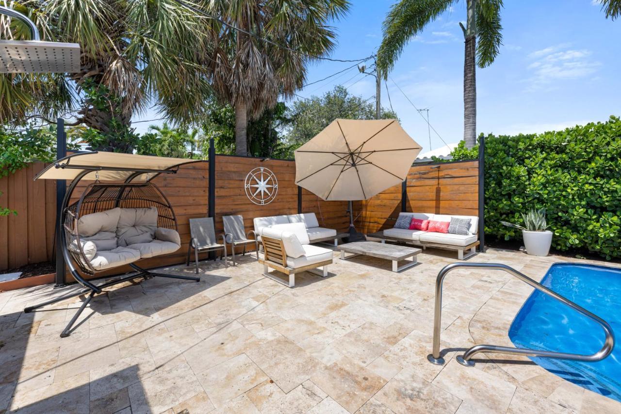 Palms Retreat! Giant Heated Pool-hottub-firepit-5min2beach-pets-ev Chgr Fort Lauderdale