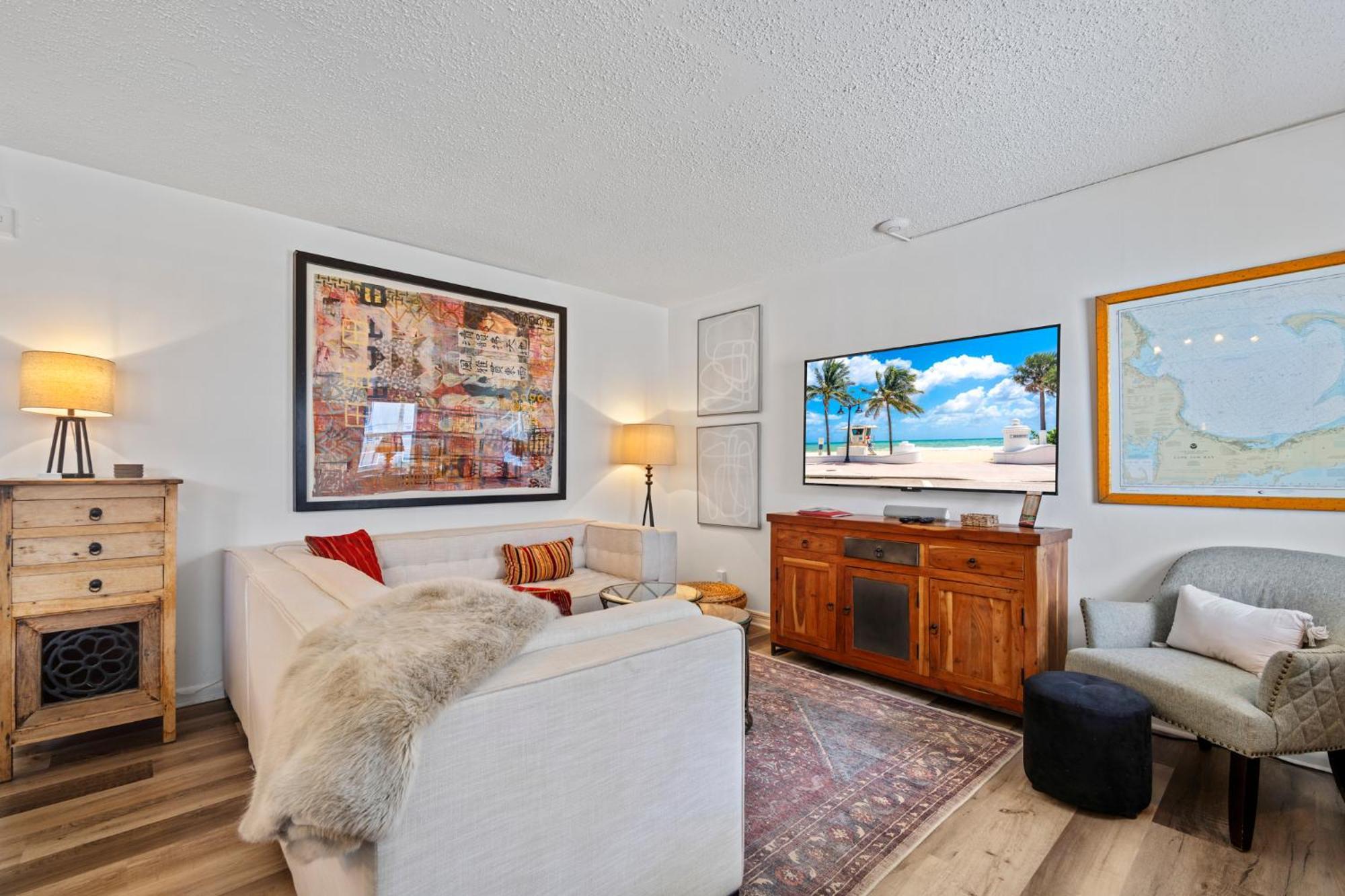 Apartment Serene Seaside Escape- 1br Bliss