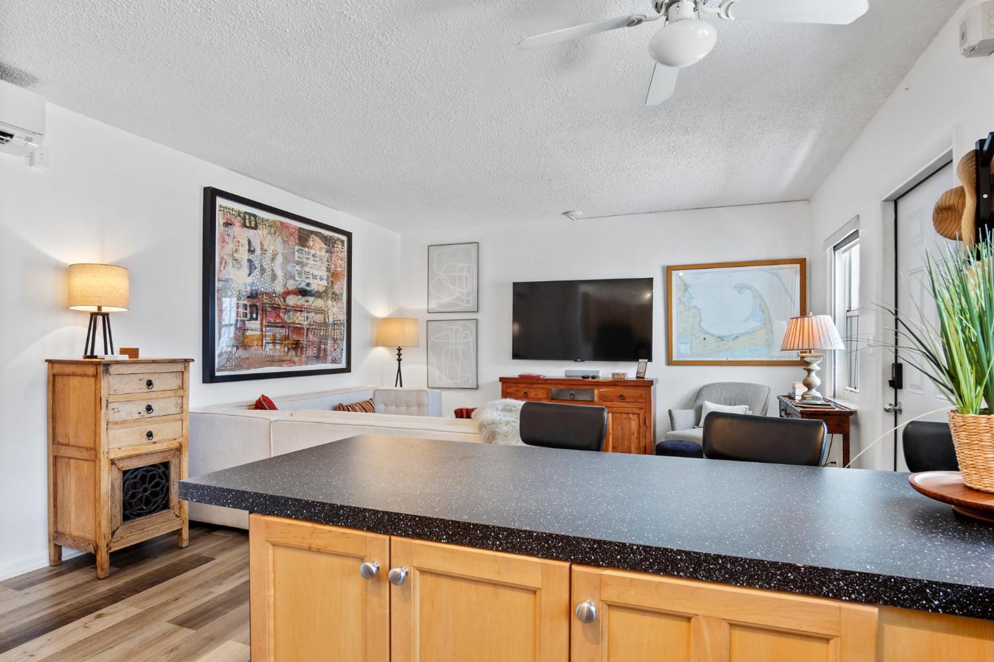 Apartment Serene Seaside Escape- 1br Bliss *