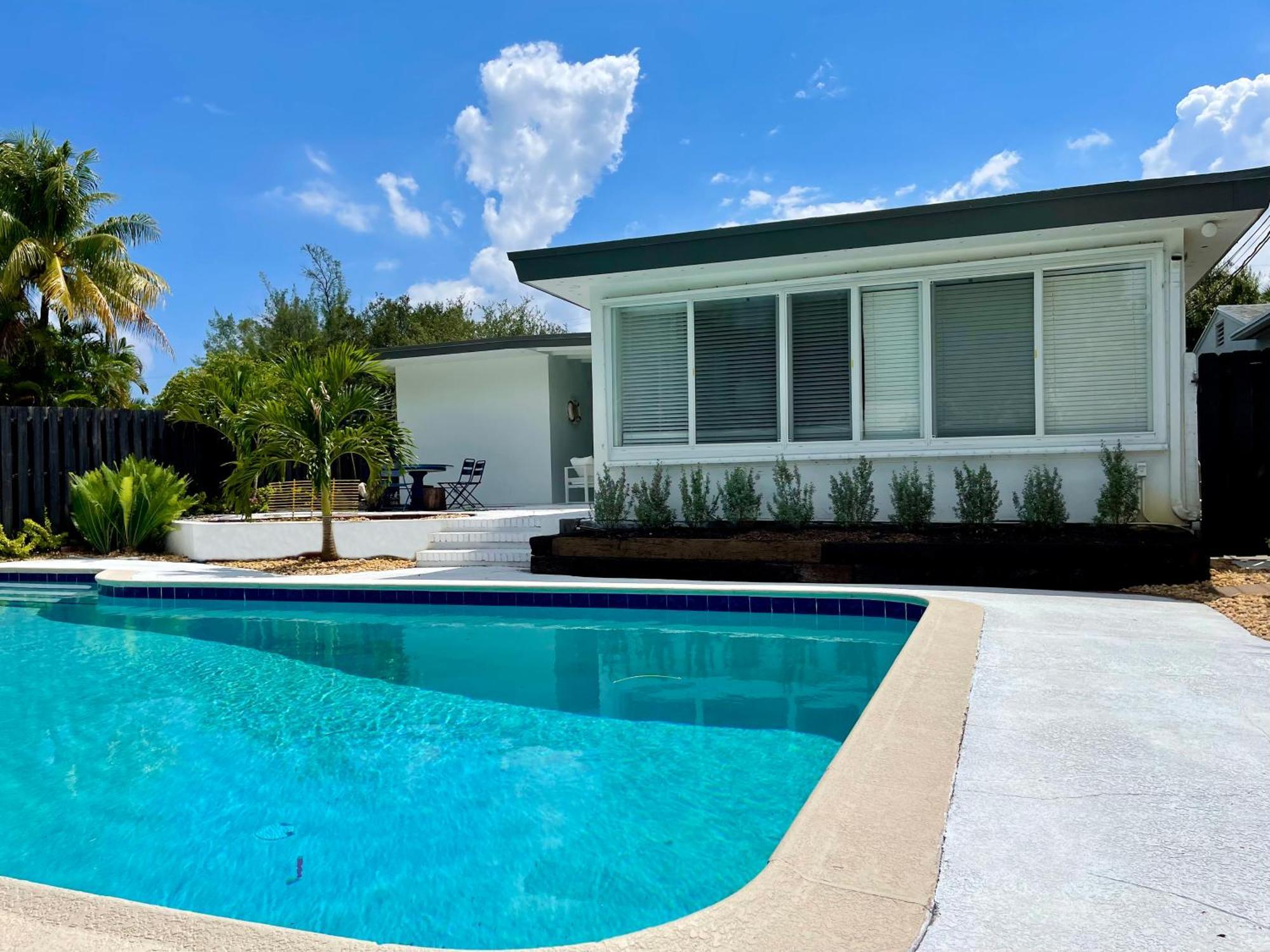 Casa de férias Santorini Pool House Wilton Manors Walk To The Dr Fort Lauderdale