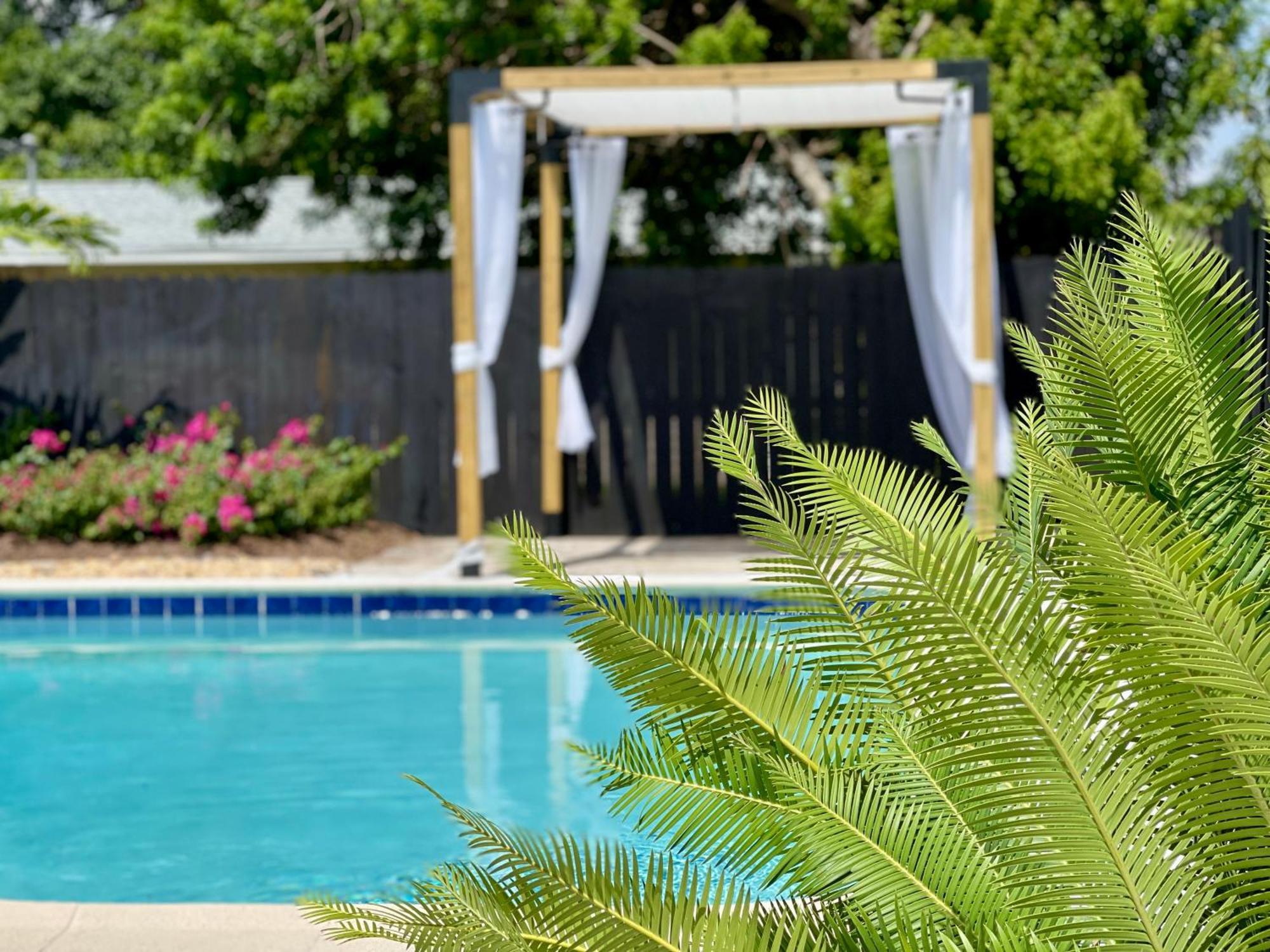 Casa de férias Santorini Pool House Wilton Manors Walk To The Dr Fort Lauderdale