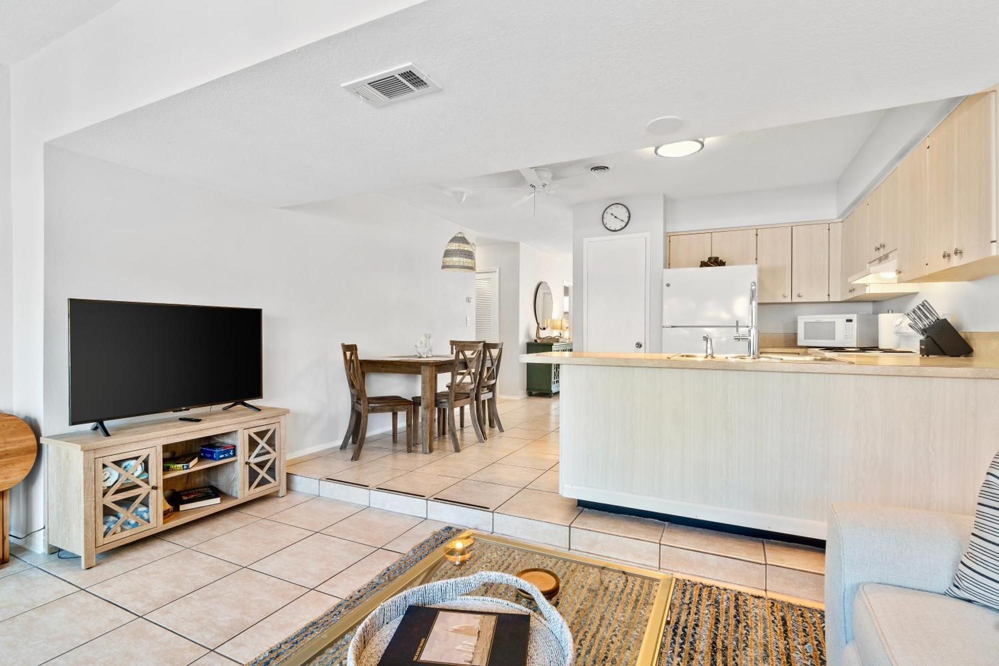 Citrus Isles Waterfront Holiday home *