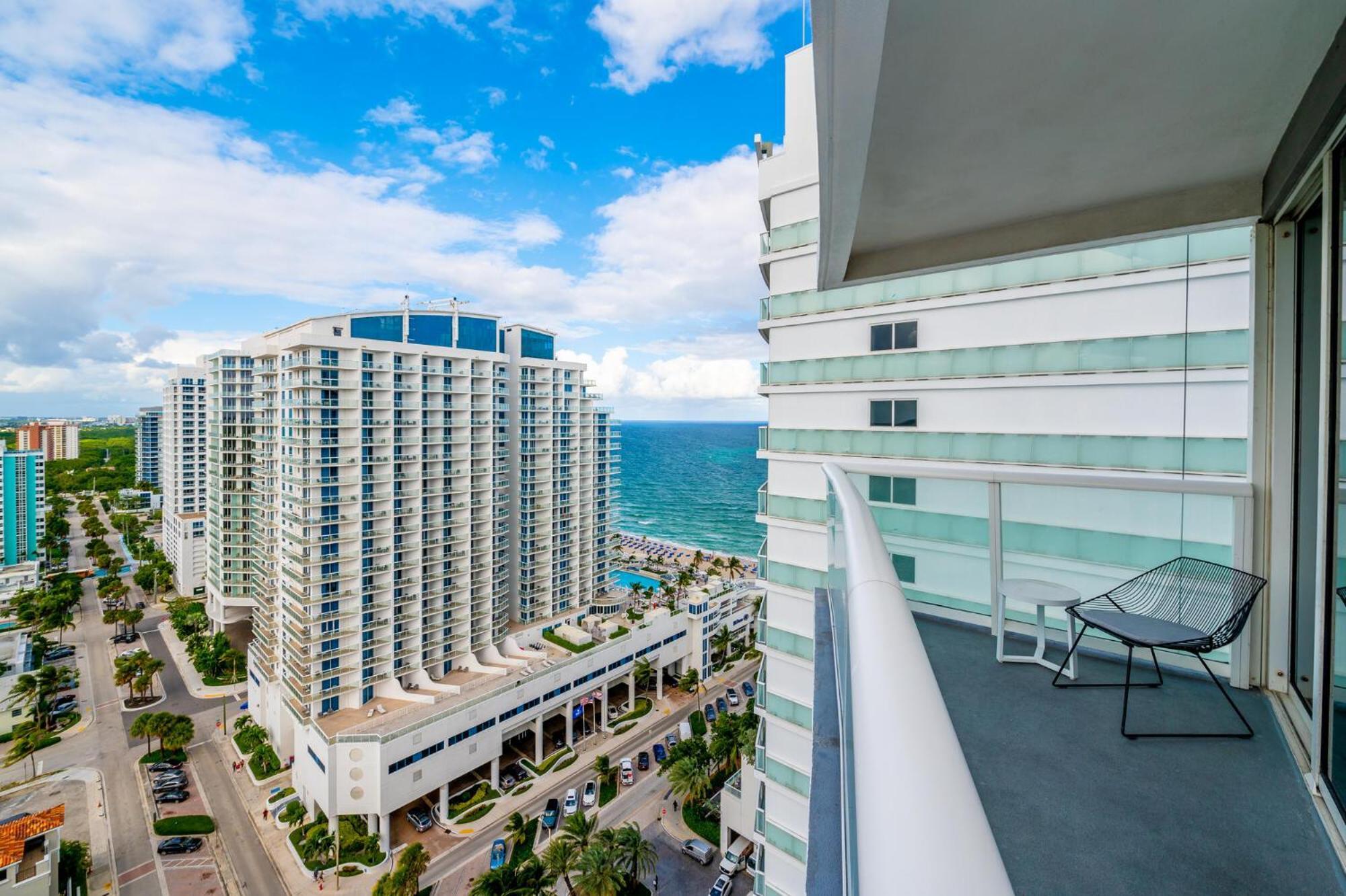 Aparthotel High Floor Luxury 2br 2ba, Sleeps 6, Access - Horizon By Homestakes Fort Lauderdale