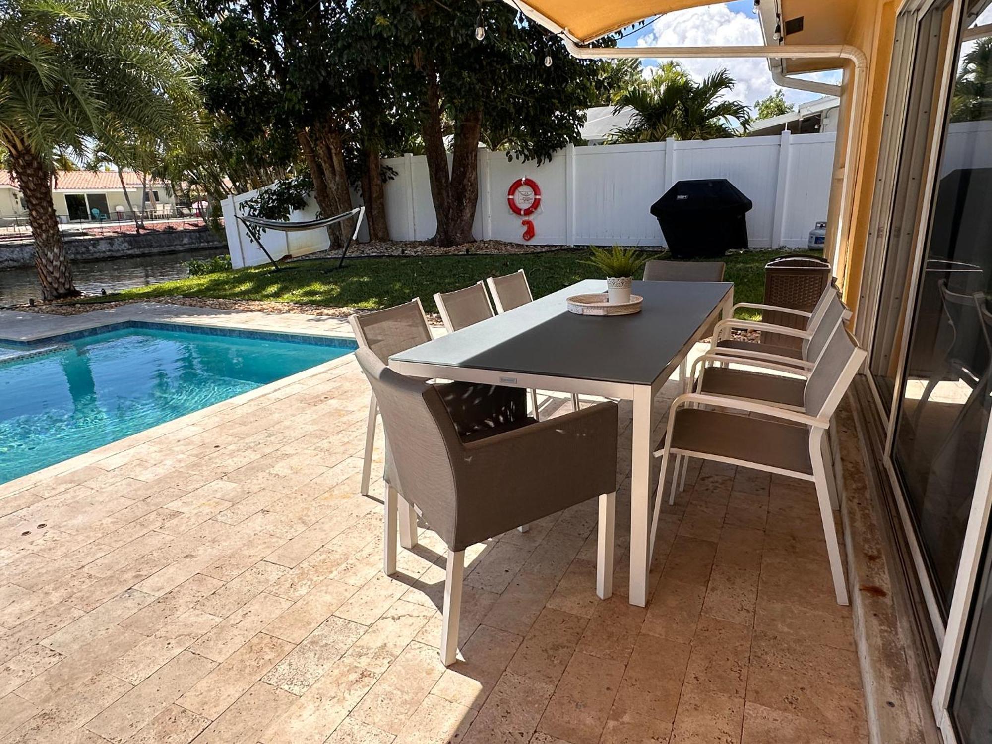 New! Waterfront Heated Pool & Jacuzzi 2 Mi To - Fishing Pier Relaxing & Hammock *