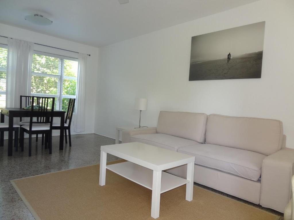 Robindale Suites Fort Lauderdale