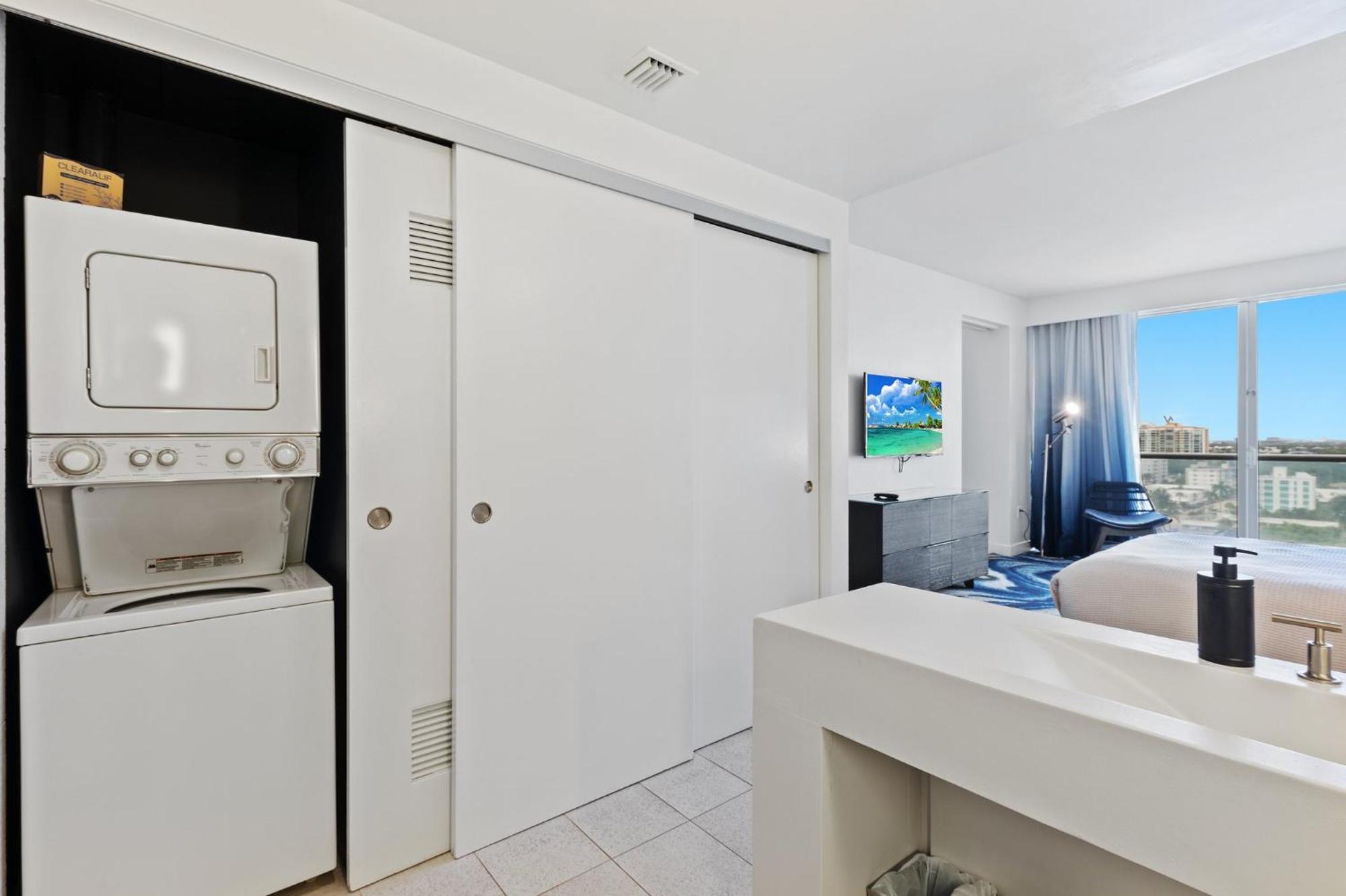 2 Bedroom Luxury With Amenities Apartment