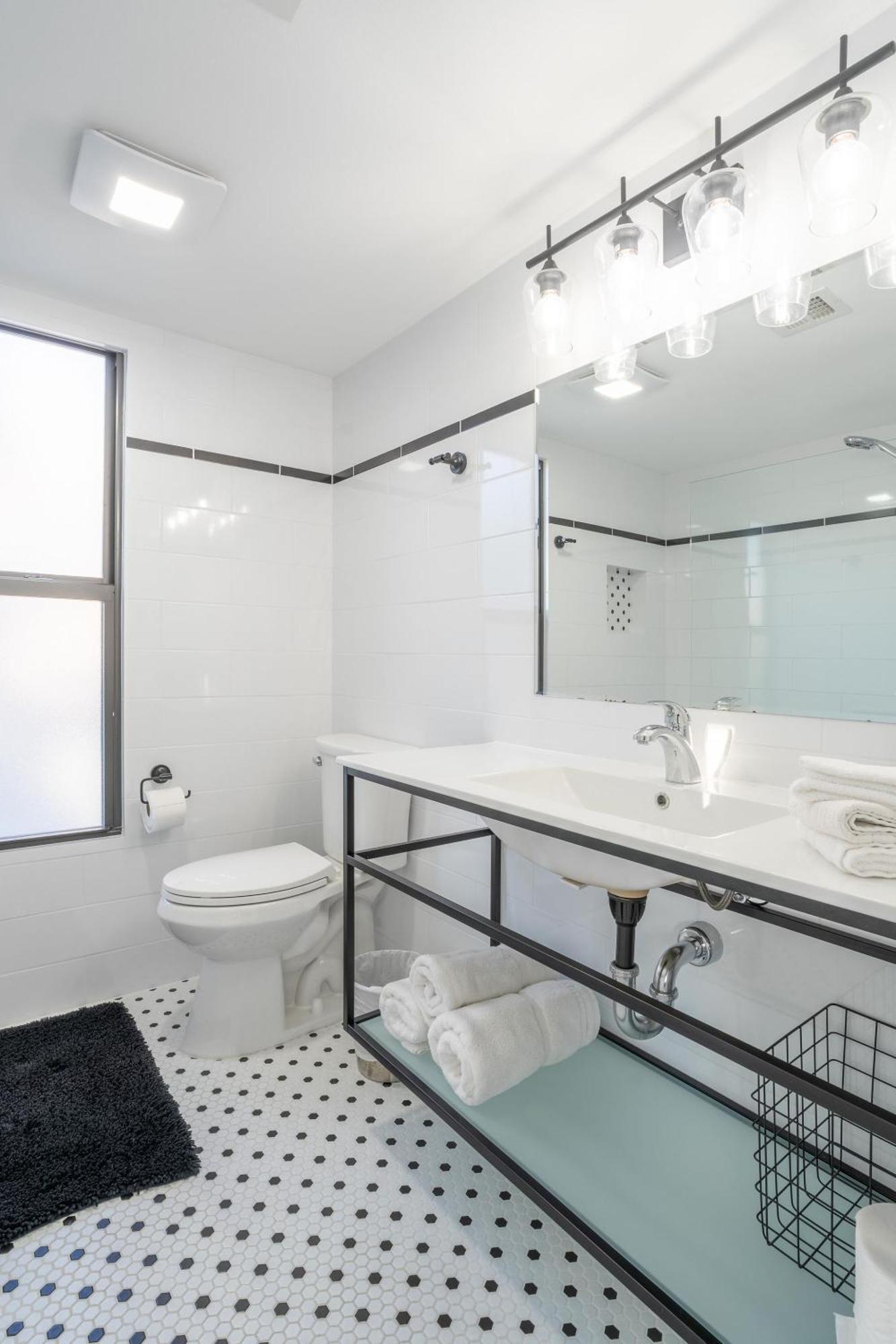 4 Bed/4,5 Bath House Lauderdale