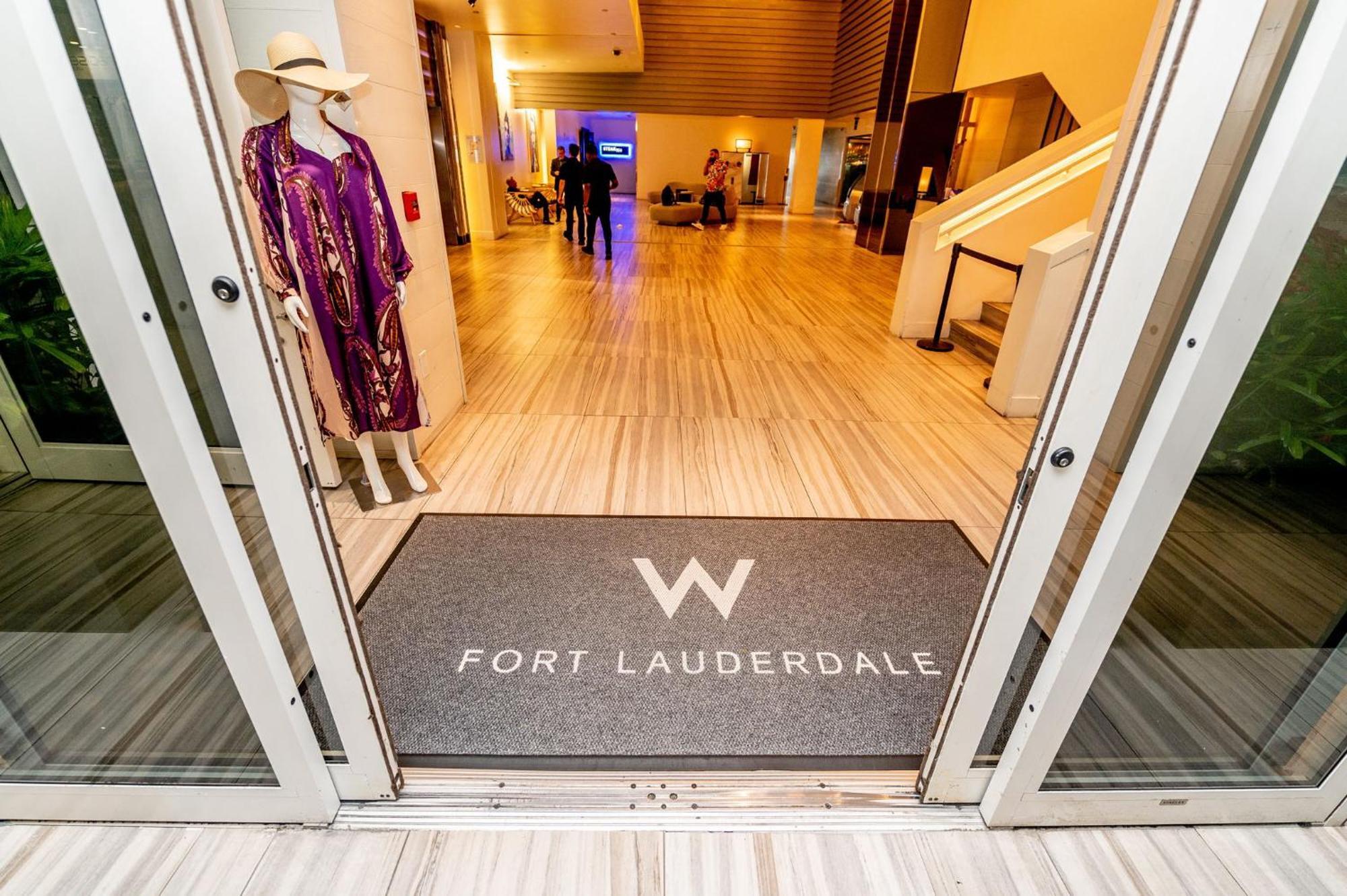 Apartamento Oceanview Luxury, Access, Sleeps 6 2br 2ba - Vista Mar By Homestakes Fort Lauderdale