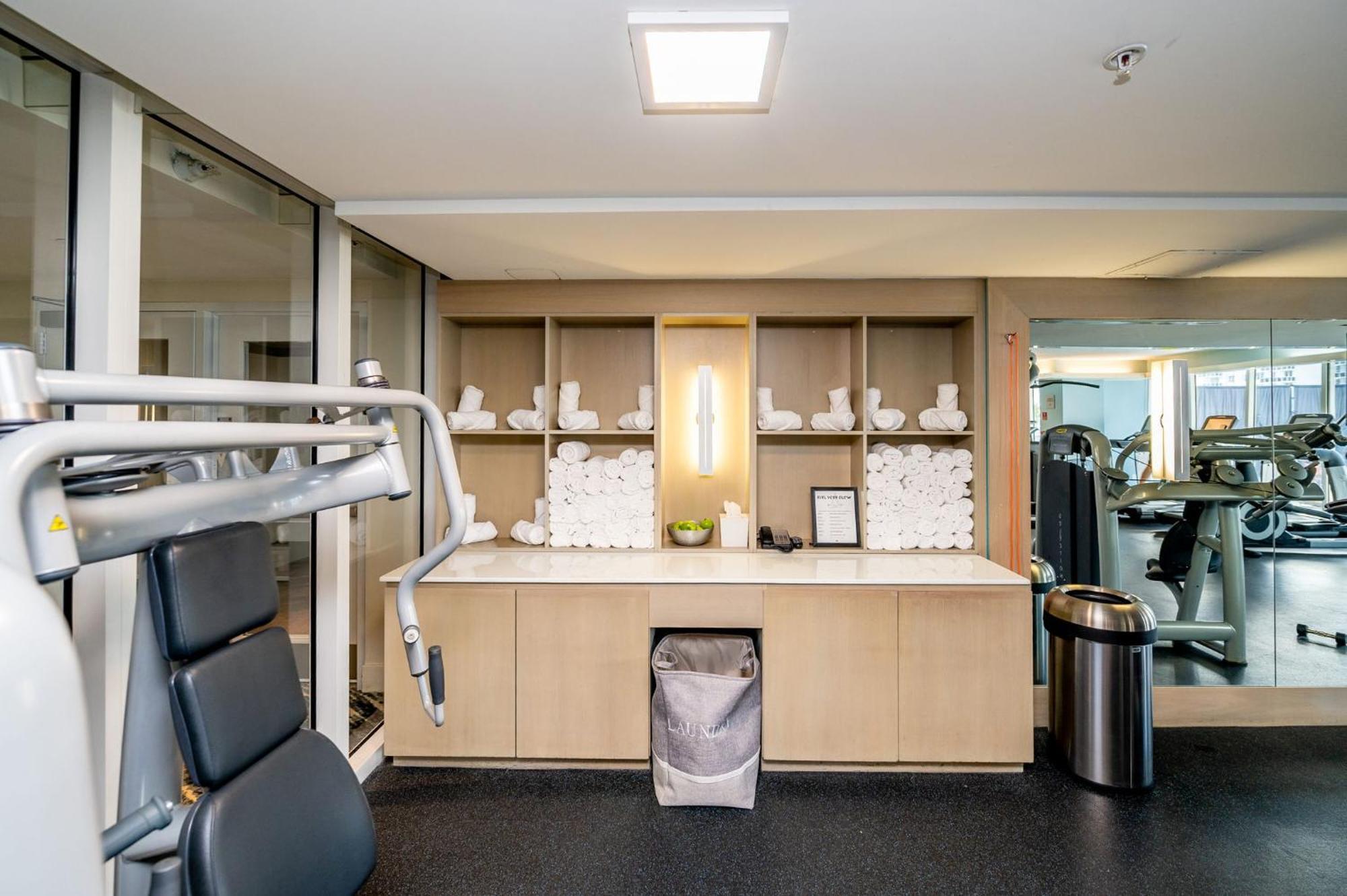 Apartamento Oceanview Luxury, Access, Sleeps 6 2br 2ba - Vista Mar By Homestakes Fort Lauderdale