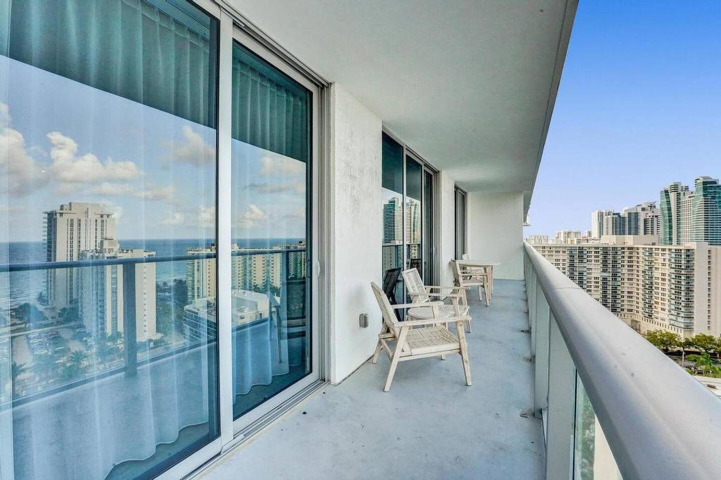 Apartment Amazing At H House