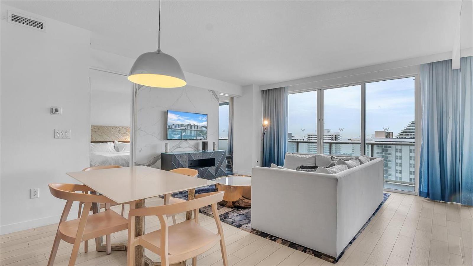 Apartment Luxurious Two-bedroom At W Lauderdale Fort Lauderdale