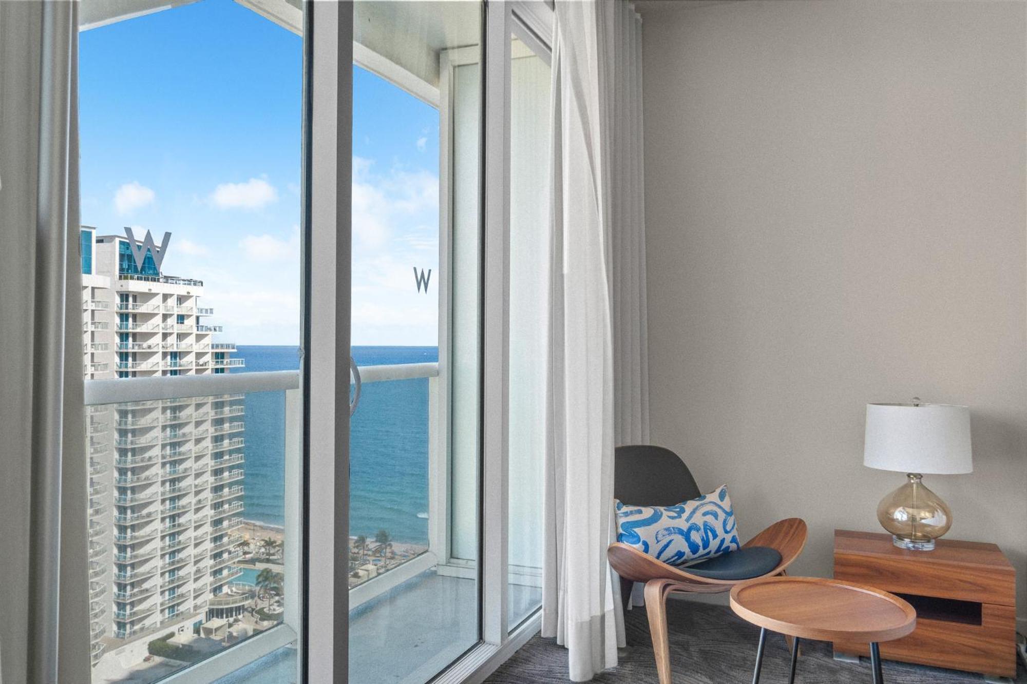 Last Min Deals! 2br W Resort, Birds Eye View Of It All, Professionally Designed Fort Lauderdale
