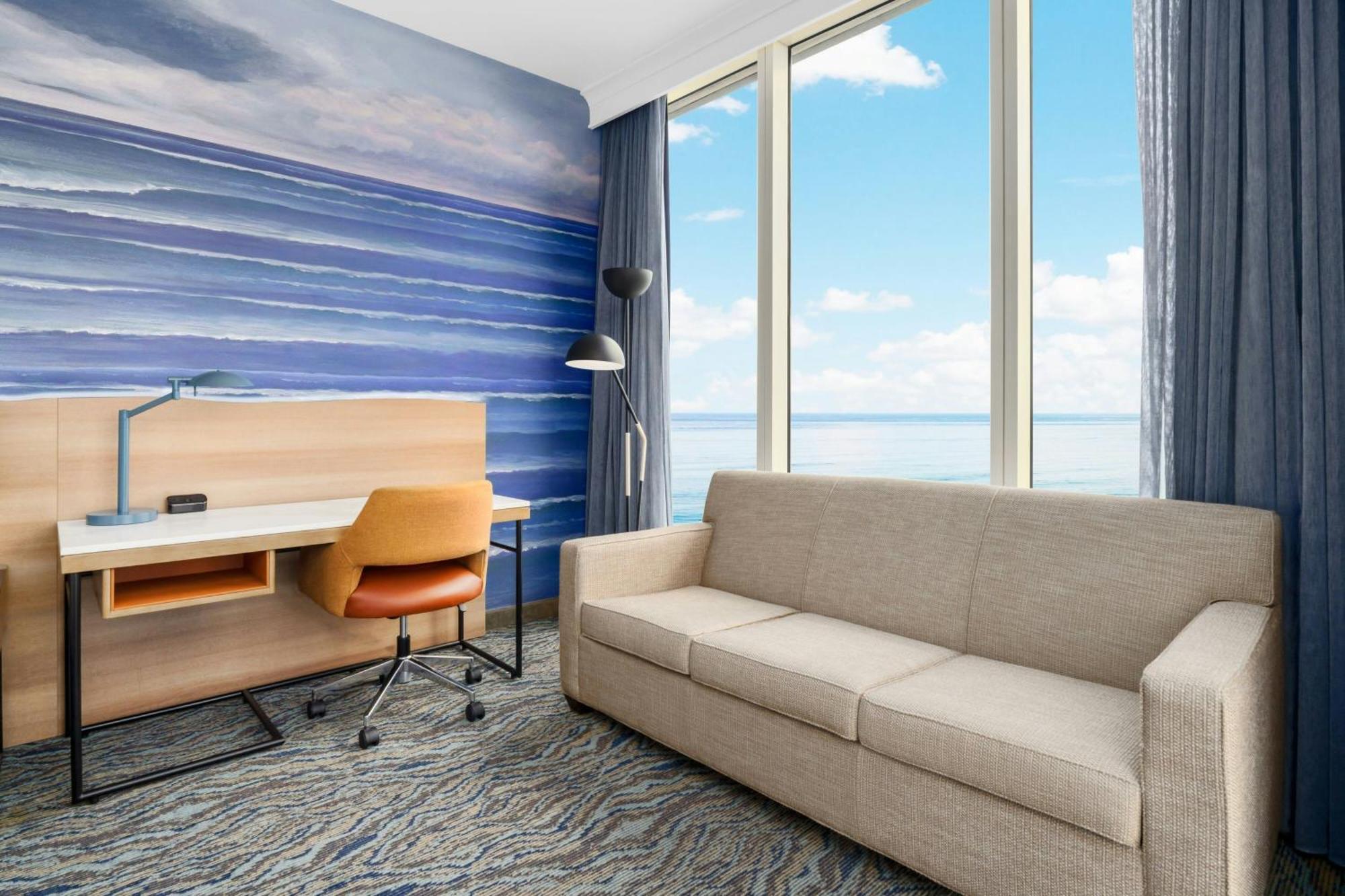Courtyard By Marriott Lauderdale