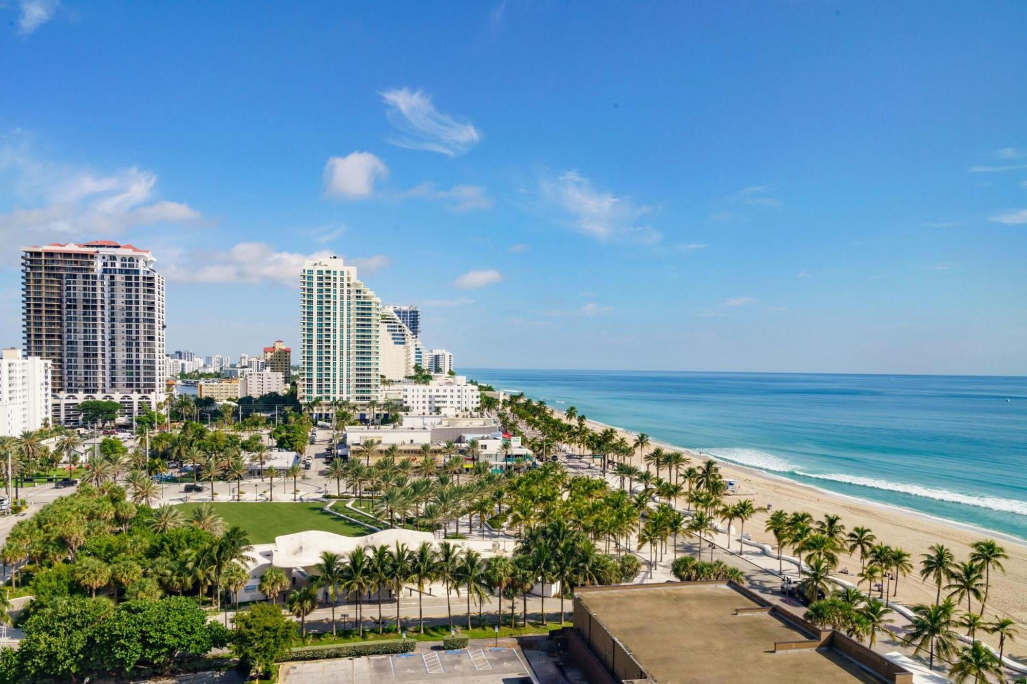 Hotel Courtyard By Marriott Lauderdale