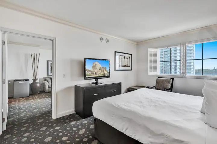 Hotel Private Residences At The Atlantic & Fort Lauderdale